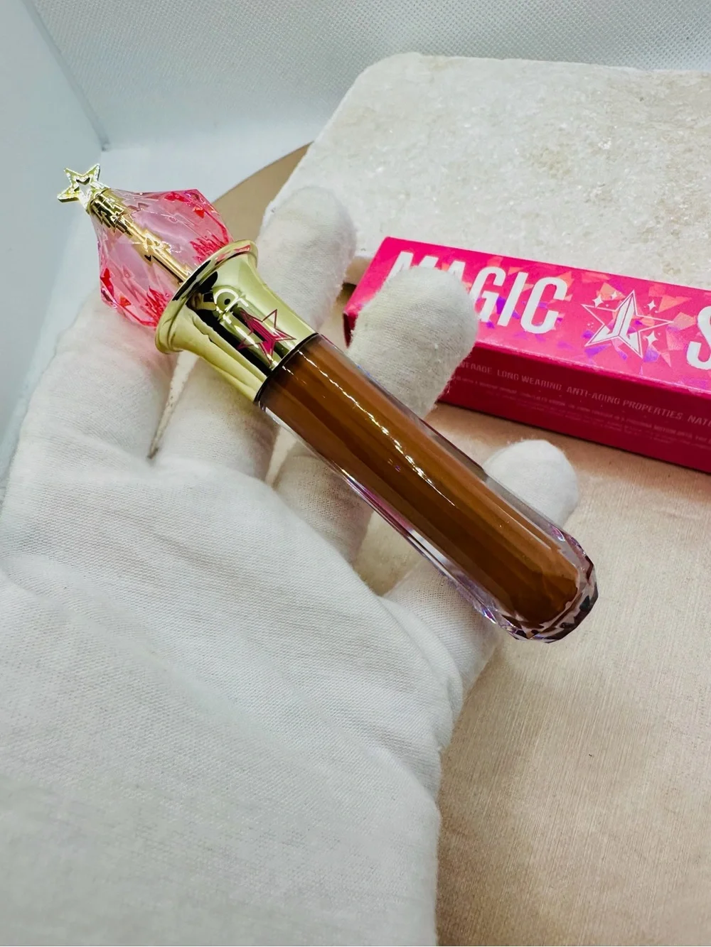 Jeffree Star: Magic Star Concealer - C28